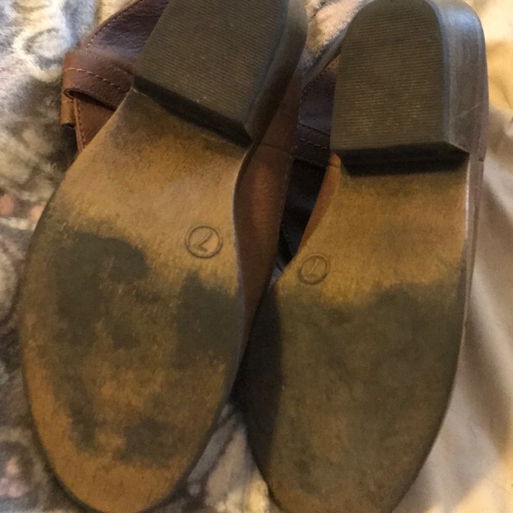 Booties - Picture 4 of 4